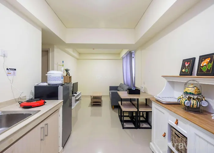 Modern 2Br Room At Meikarta Apartment By Travelio